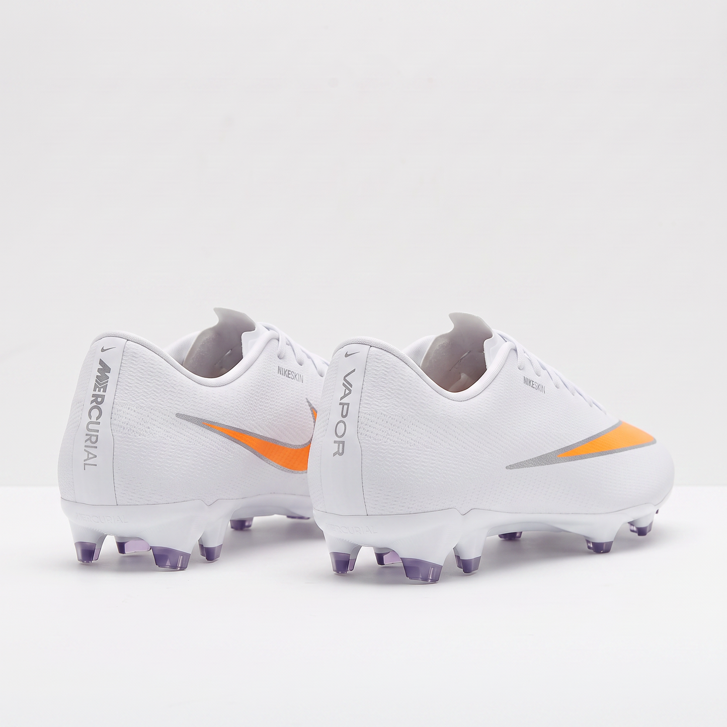 Air Zoom Mercurial Vapor 16 Personalizado Blanco / Naranja / Plata Metálico